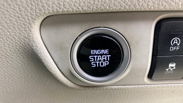 View Kia Carens Image 41 Used Kia Carens Image 41