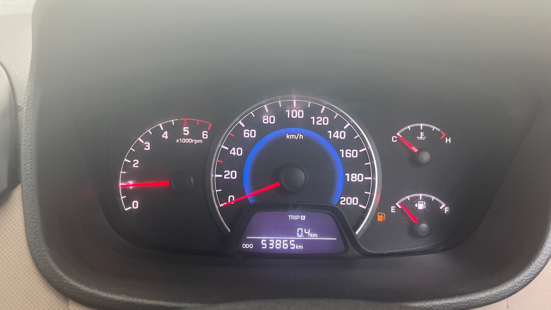 View 2015 Hyundai Grand i10 1.1 Asta Diesel Image 36 Used 2015 Hyundai Grand i10 1.1 Asta Diesel Image 36