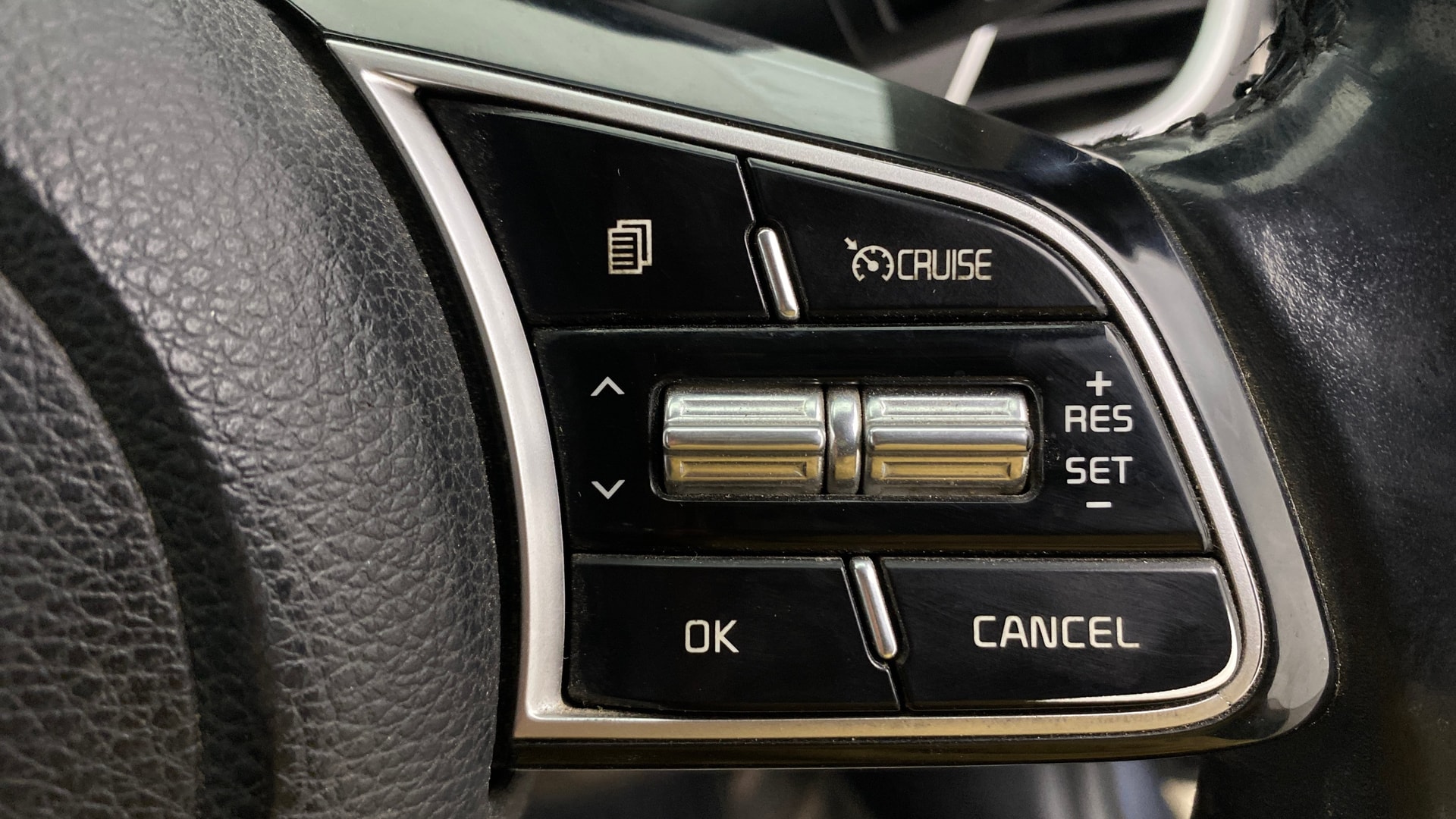 View 2019 Kia Seltos HTX Plus Diesel Image 3 Used 2019 Kia Seltos HTX Plus Diesel Image 3