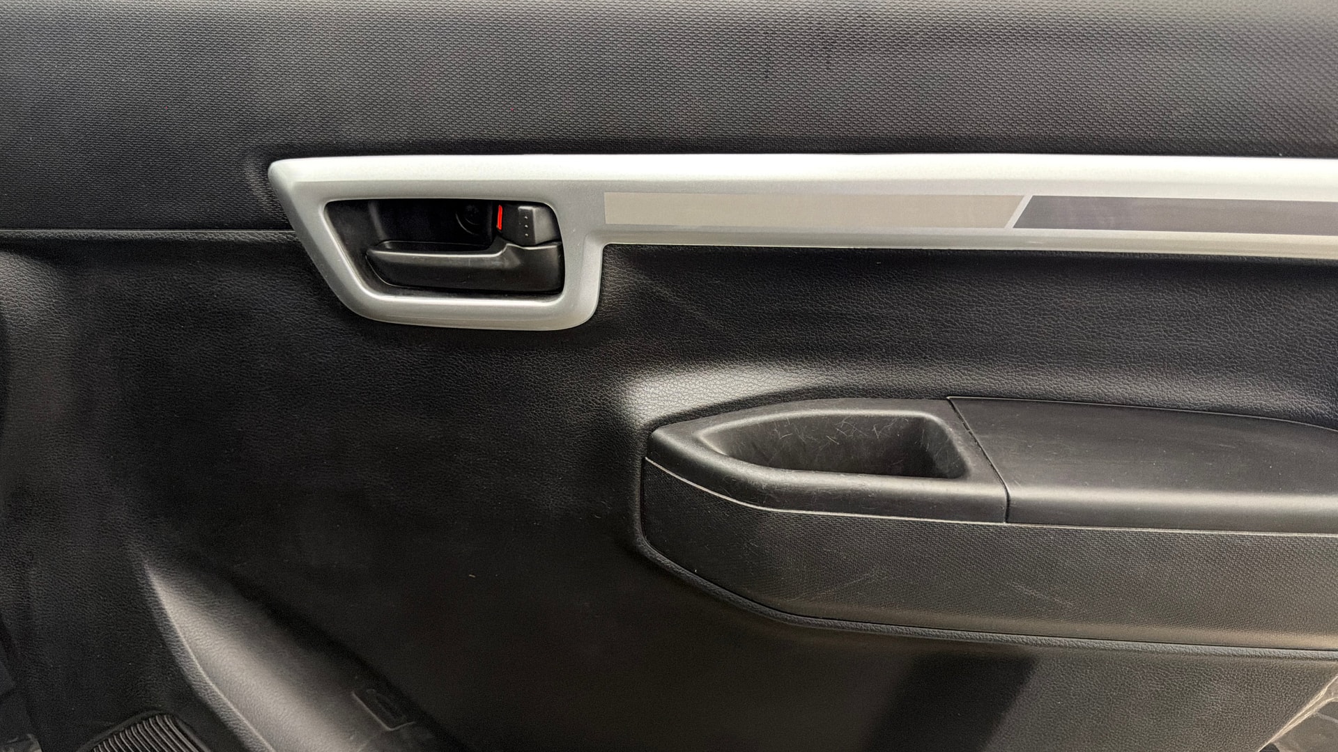 View 2021 Maruti Suzuki 1000 Base Variant Image 33 Used 2021 Maruti Suzuki 1000 Base Variant Image 33