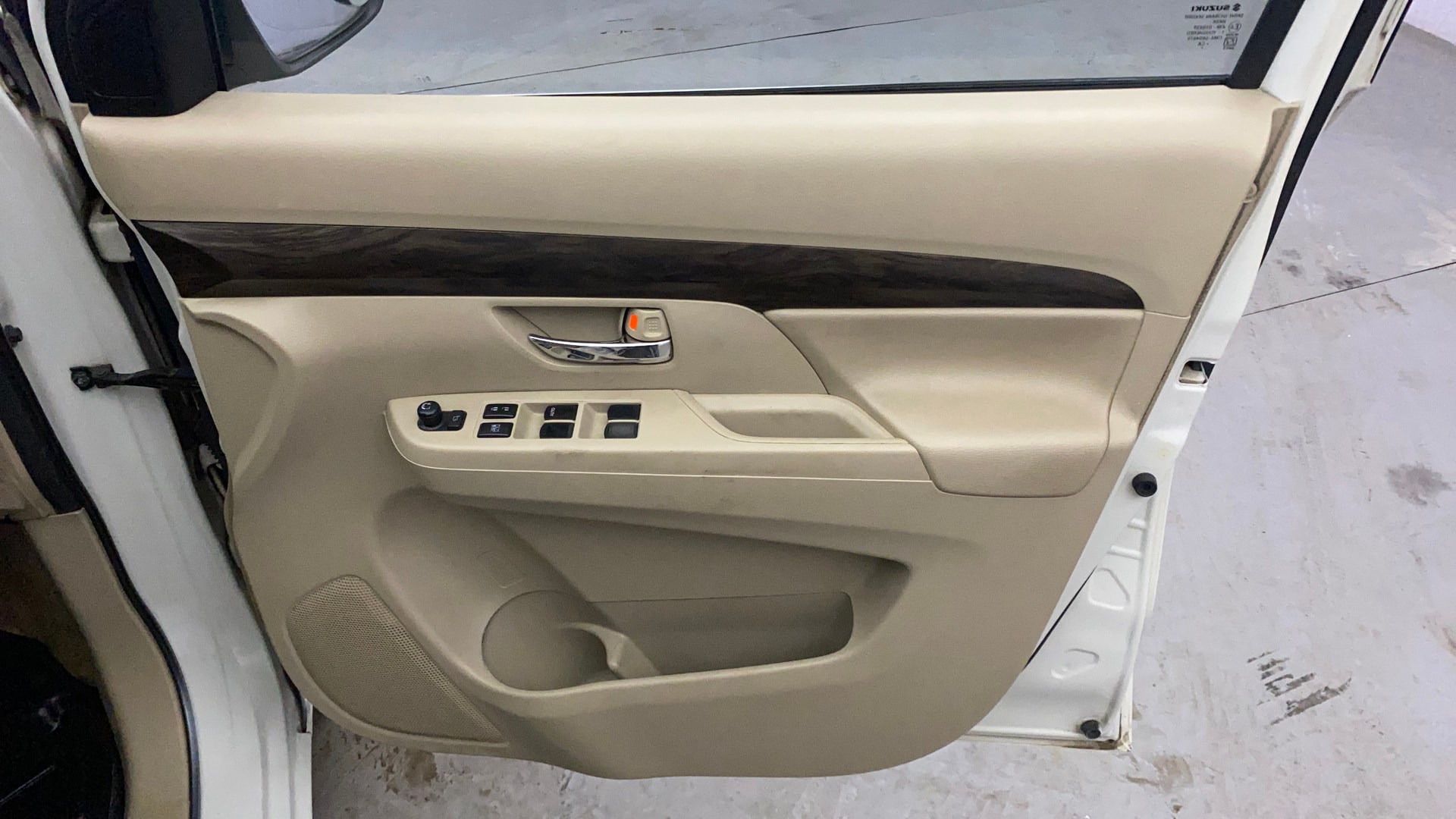 View 2020 Maruti Suzuki 1000 Base Variant Image 34 Used 2020 Maruti Suzuki 1000 Base Variant Image 34