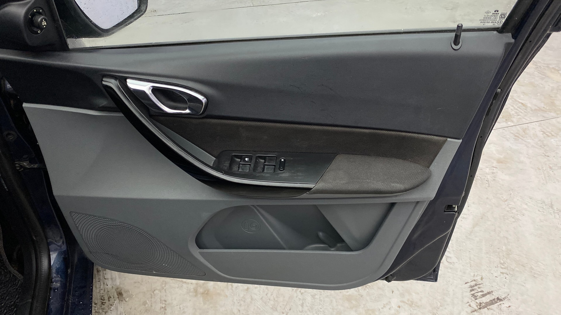 View 2019 Tata Tigor XE Diesel Image 33 Used 2019 Tata Tigor XE Diesel Image 33