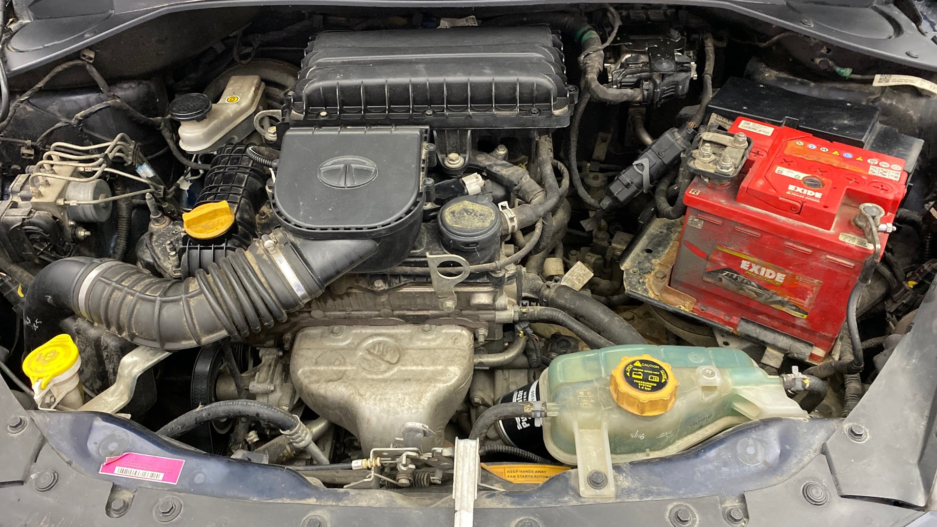 View 2019 Tata Tigor XE Diesel Image 41 Used 2019 Tata Tigor XE Diesel Image 41