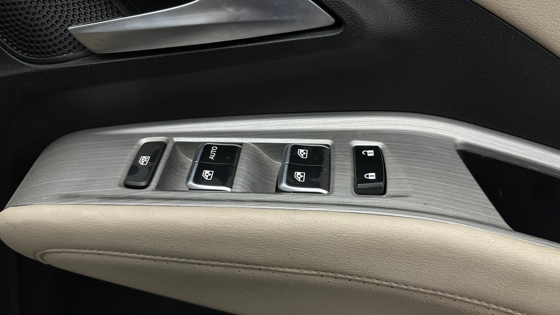 View 2023 MG Hector Sharp Hybrid BS IV Image 40 Used 2023 MG Hector Sharp Hybrid BS IV Image 40