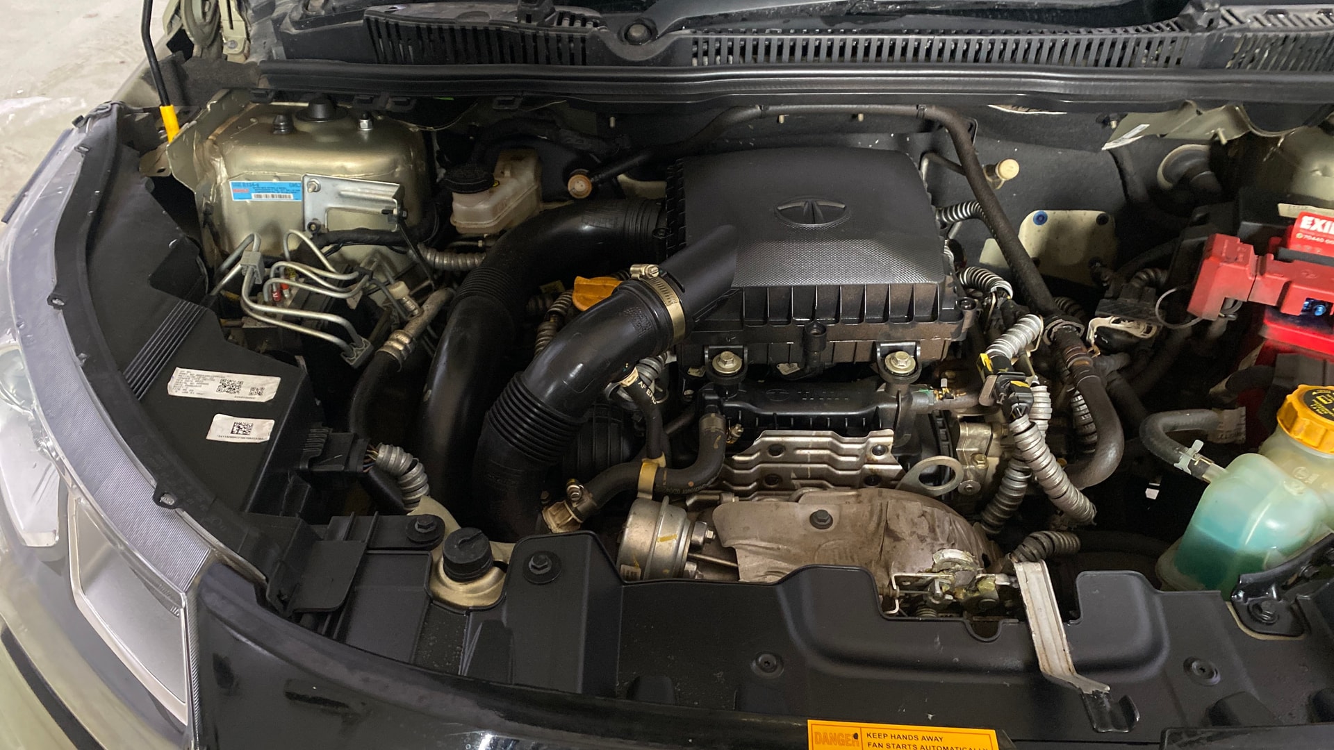 View 2022 Tata Nexon Revotron XE Image 3 Used 2022 Tata Nexon Revotron XE Image 3