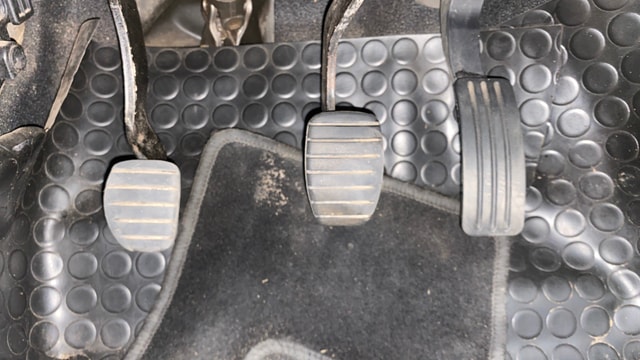 View Nissan Terrano Image 9 Used Nissan Terrano Image 9