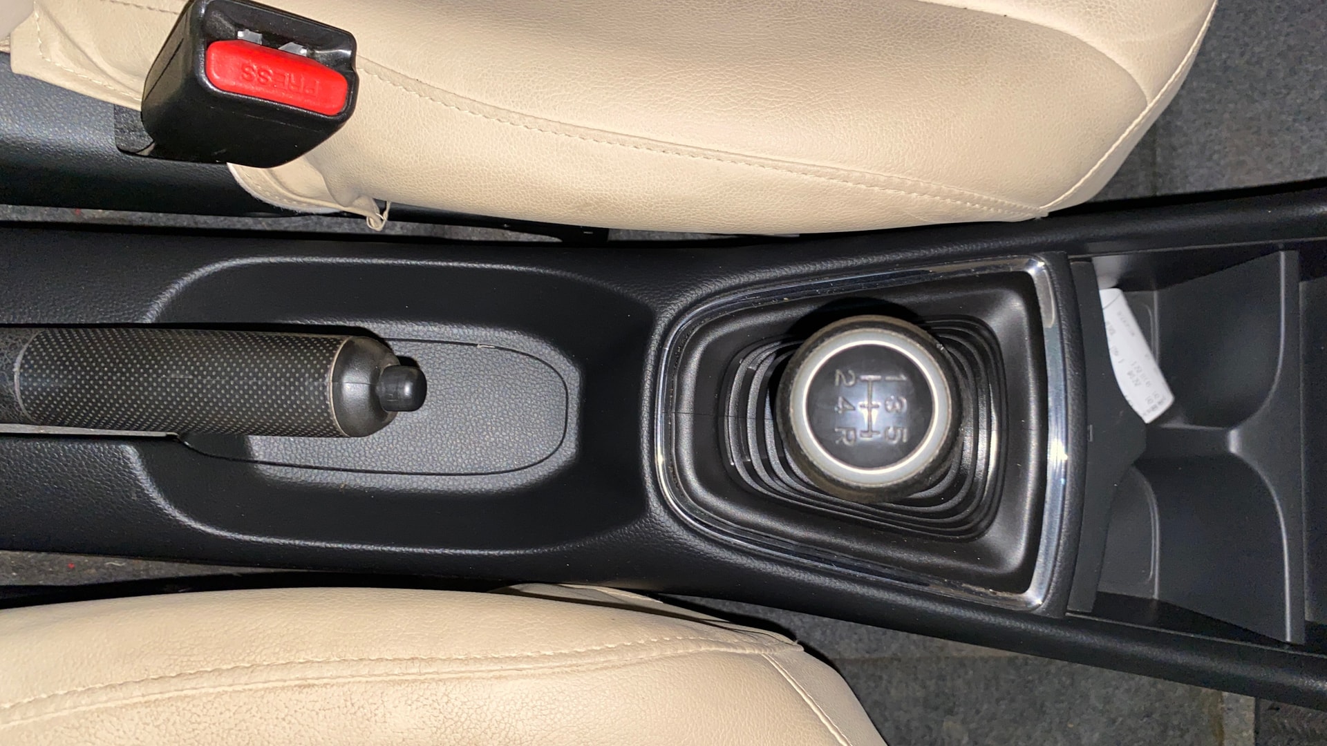 View 2018 Honda Amaze E MT Petrol BS IV Image 37 Used 2018 Honda Amaze E MT Petrol BS IV Image 37