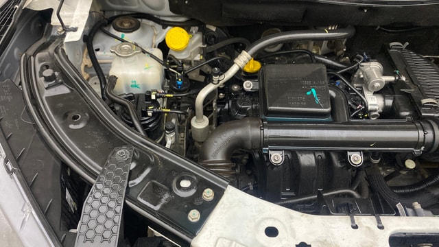 View Nissan Magnite Image 3 Used Nissan Magnite Image 3