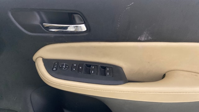 View Honda City ZX Image 35 Used Honda City ZX Image 35