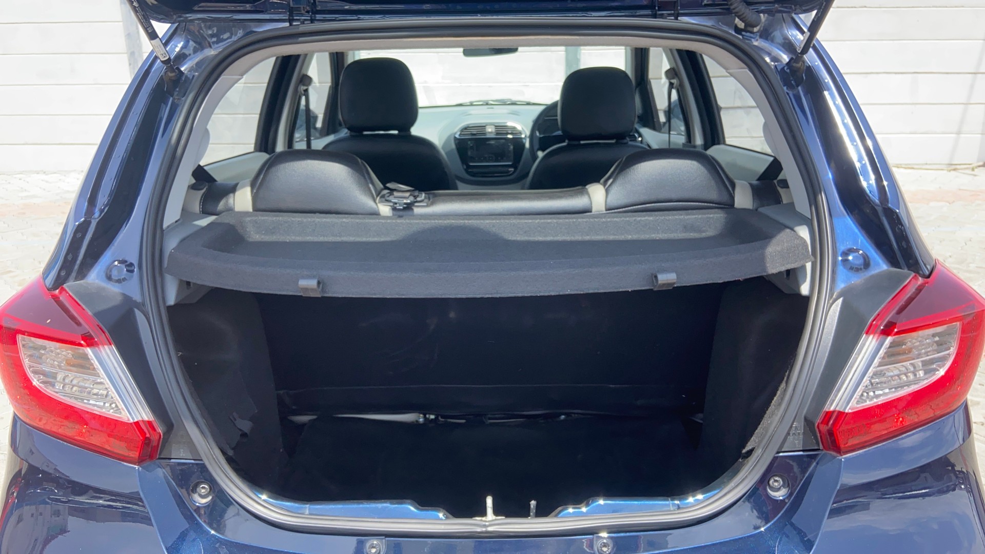 Used 2025 Tata Tiago Used 2025 Tata Tiago