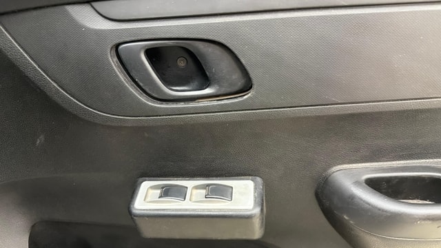 View Renault Kwid Image 36 Used Renault Kwid Image 36