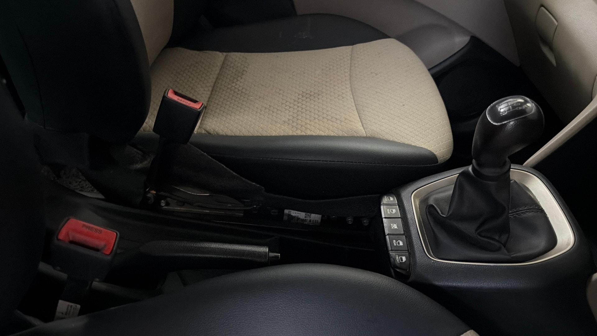 View 2021 Hyundai New Santro D-Lite Petrol Image 38 Used 2021 Hyundai New Santro D-Lite Petrol Image 38