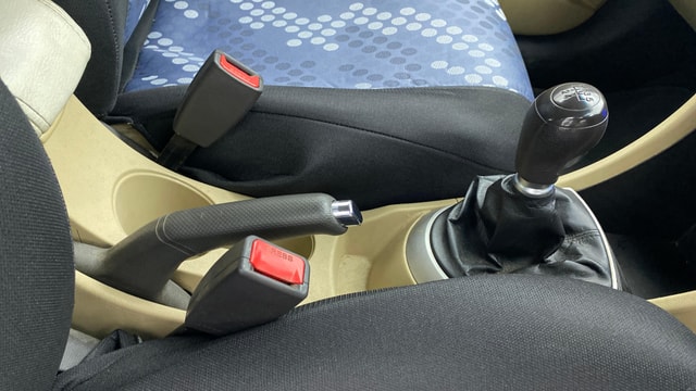 View Hyundai Fluidic Verna Image 38 Used Hyundai Fluidic Verna Image 38
