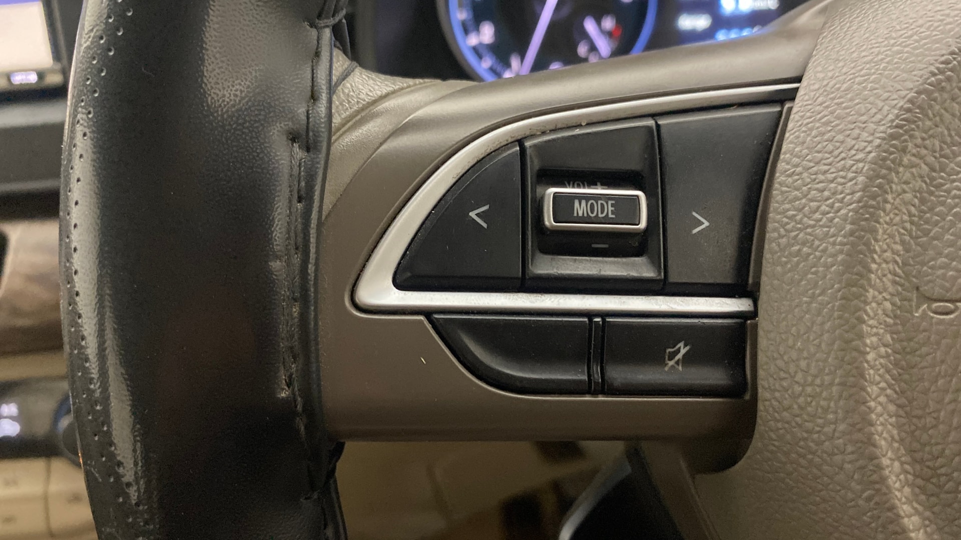 View 2021 Maruti Suzuki 1000 Base Variant Image 3 Used 2021 Maruti Suzuki 1000 Base Variant Image 3
