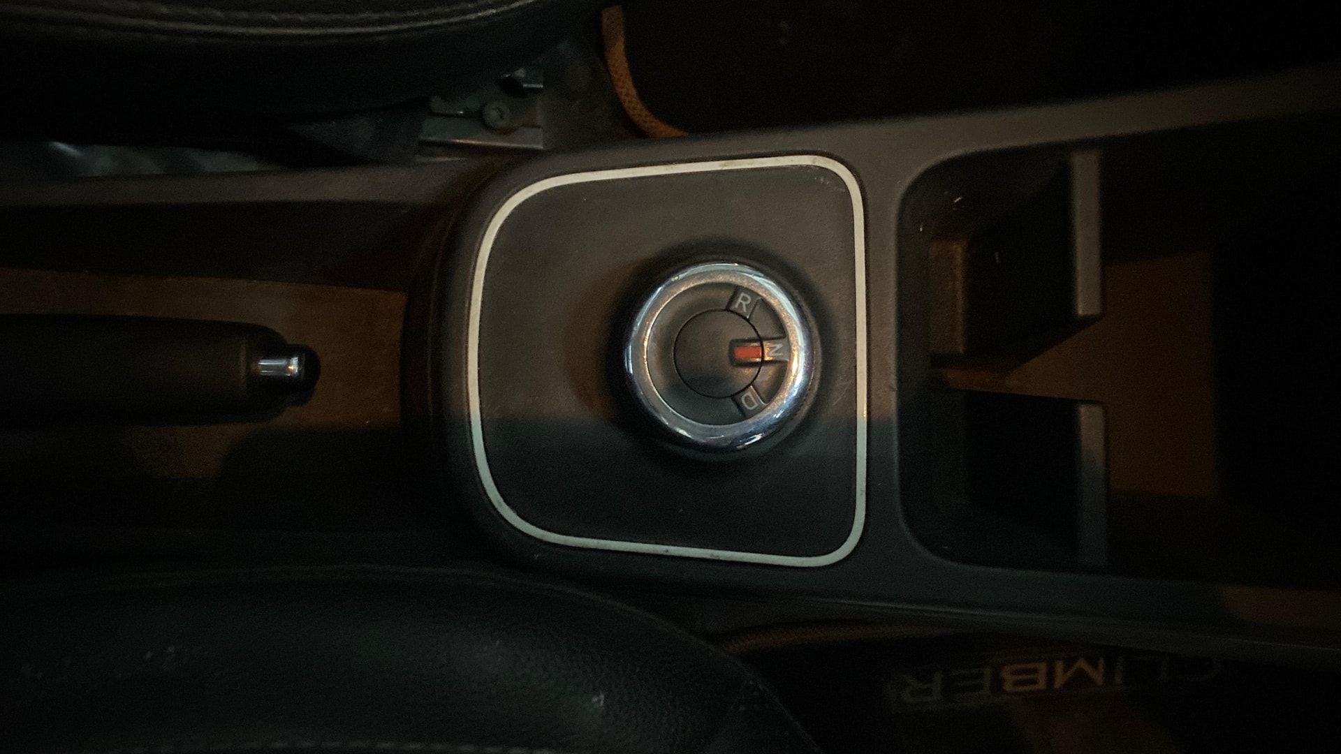 View 2022 Renault Kwid RXL 1.0 BS IV Image 38 Used 2022 Renault Kwid RXL 1.0 BS IV Image 38