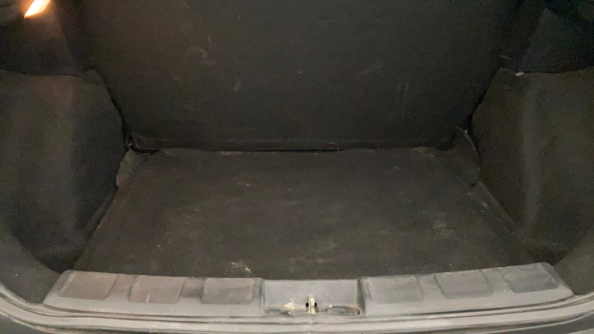 View 2021 Tata Nexon Revotron XMA AMT Image 6 Used 2021 Tata Nexon Revotron XMA AMT Image 6