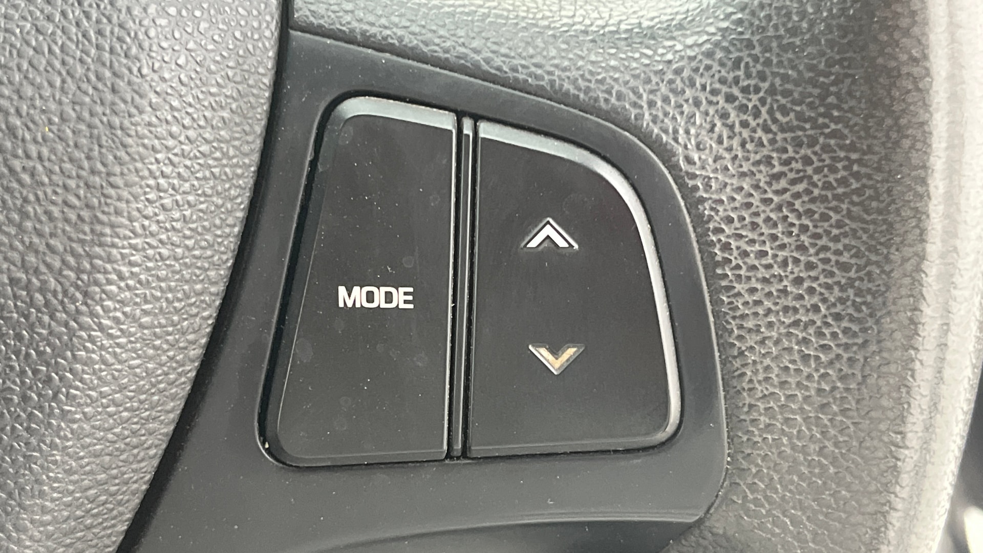 View 2017 Hyundai Grand i10 Sportz 1.2 Kappa Image 3 Used 2017 Hyundai Grand i10 Sportz 1.2 Kappa Image 3