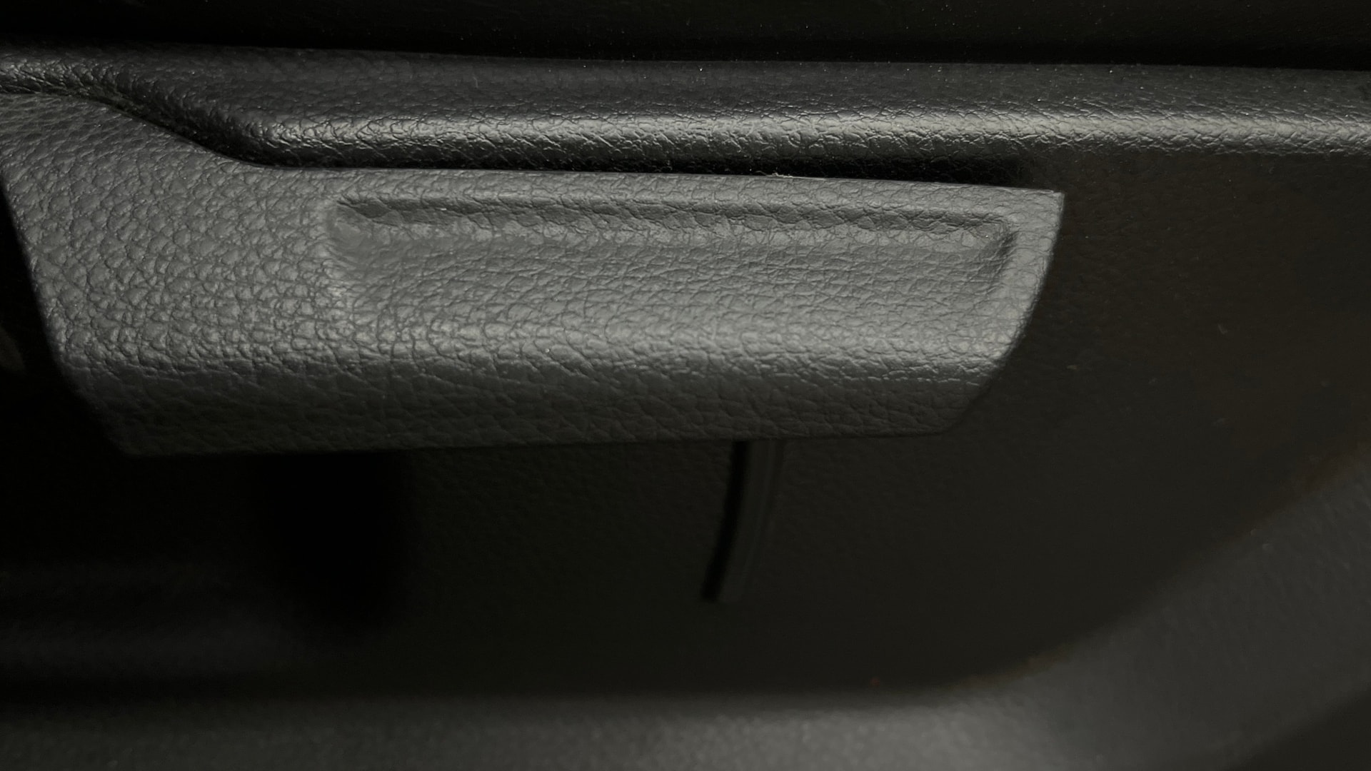 View 2021 Kia Sonet HTX iMT Petrol Image 11 Used 2021 Kia Sonet HTX iMT Petrol Image 11