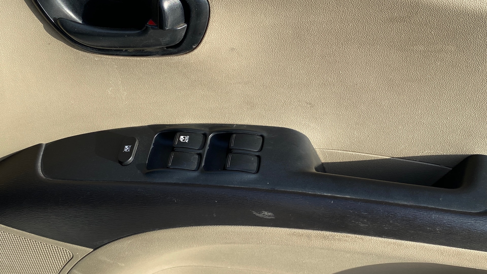View 2014 Hyundai i10 1.1 Magna Image 41 Used 2014 Hyundai i10 1.1 Magna Image 41