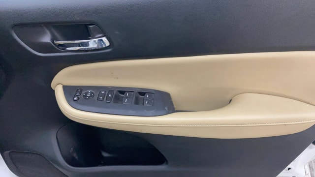 View Honda City ZX Image 39 Used Honda City ZX Image 39