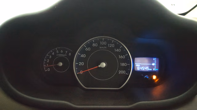 View Hyundai i10 Image 33 Used Hyundai i10 Image 33