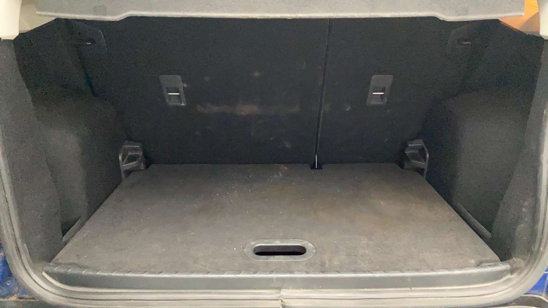 View 2018 Ford EcoSport 1.5 TDCi Diesel Ambiente BS IV Image 6 Used 2018 Ford EcoSport 1.5 TDCi Diesel Ambiente BS IV Image 6
