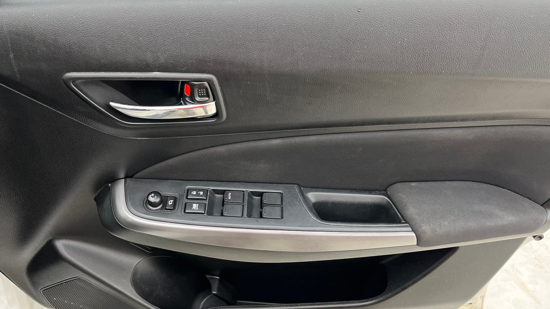 View 2023 Maruti Suzuki 1000 Base Variant Image 33 Used 2023 Maruti Suzuki 1000 Base Variant Image 33