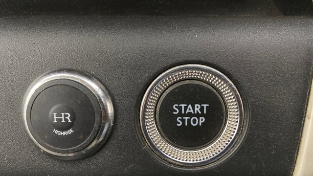 View Renault Triber Image 40 Used Renault Triber Image 40