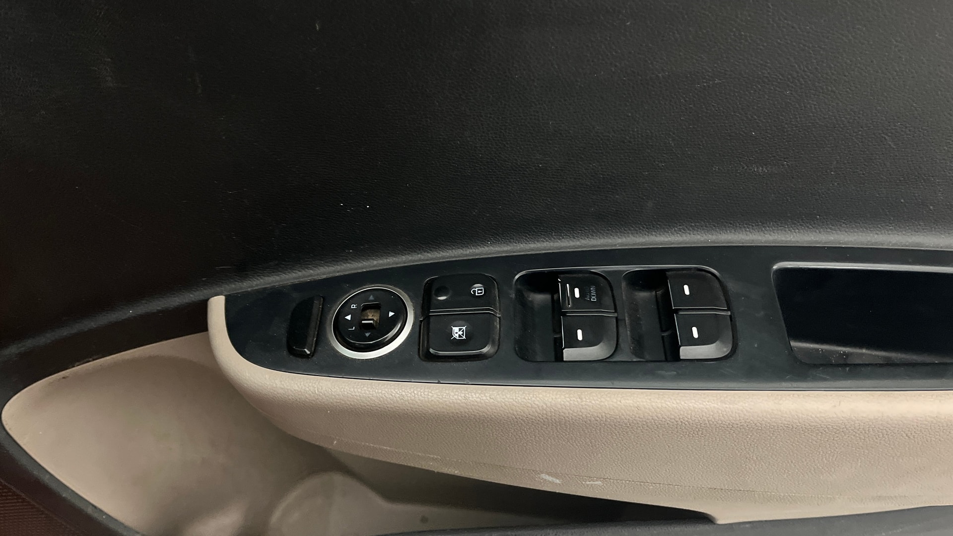 Used 2017 Hyundai Grand i10 Used 2017 Hyundai Grand i10