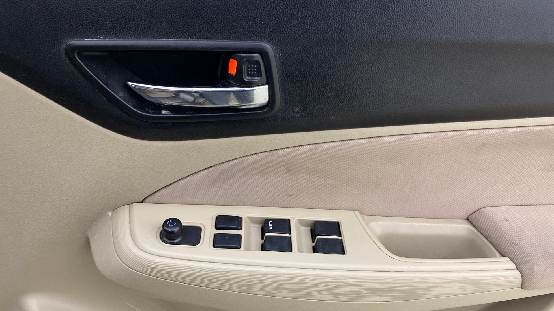 View 2019 Maruti Suzuki 1000 Base Variant Image 32 Used 2019 Maruti Suzuki 1000 Base Variant Image 32