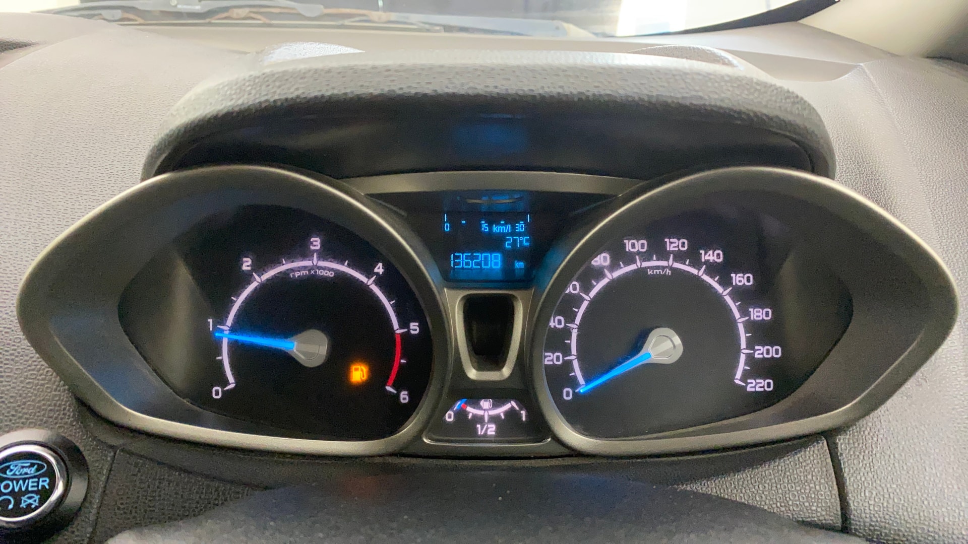 View 2016 Ford EcoSport 1.5 TDCi Diesel Ambiente BS IV Image 34 Used 2016 Ford EcoSport 1.5 TDCi Diesel Ambiente BS IV Image 34