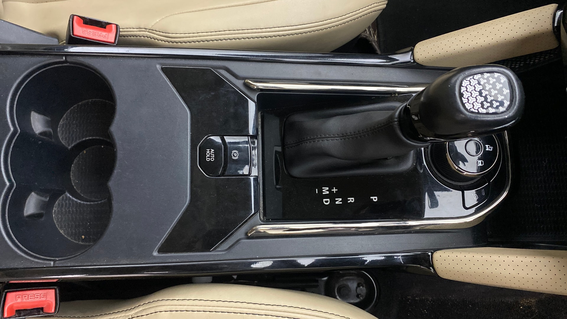 Used 2021 Tata Safari Used 2021 Tata Safari