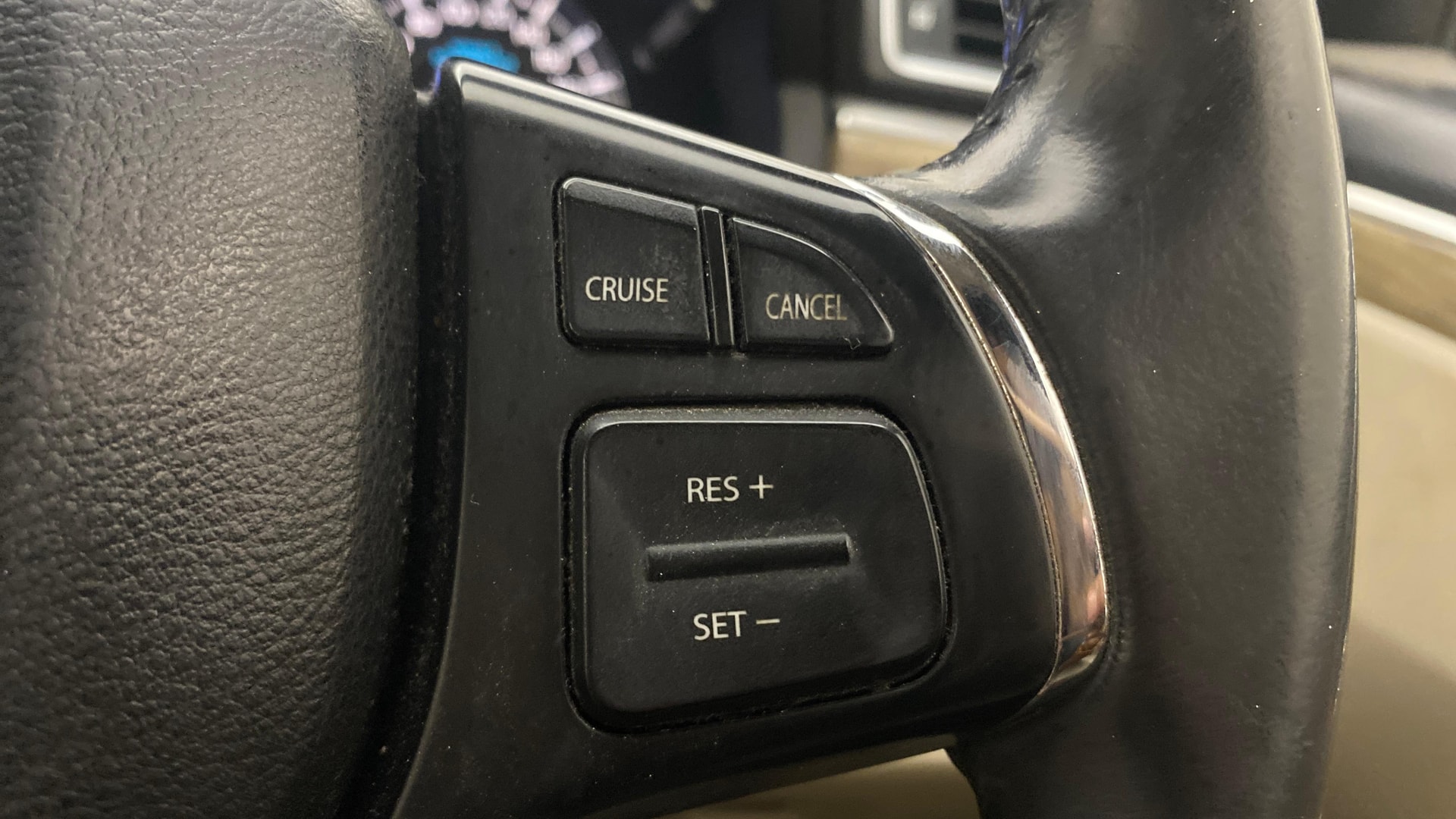 View 2019 Maruti Suzuki 1000 Base Variant Image 3 Used 2019 Maruti Suzuki 1000 Base Variant Image 3