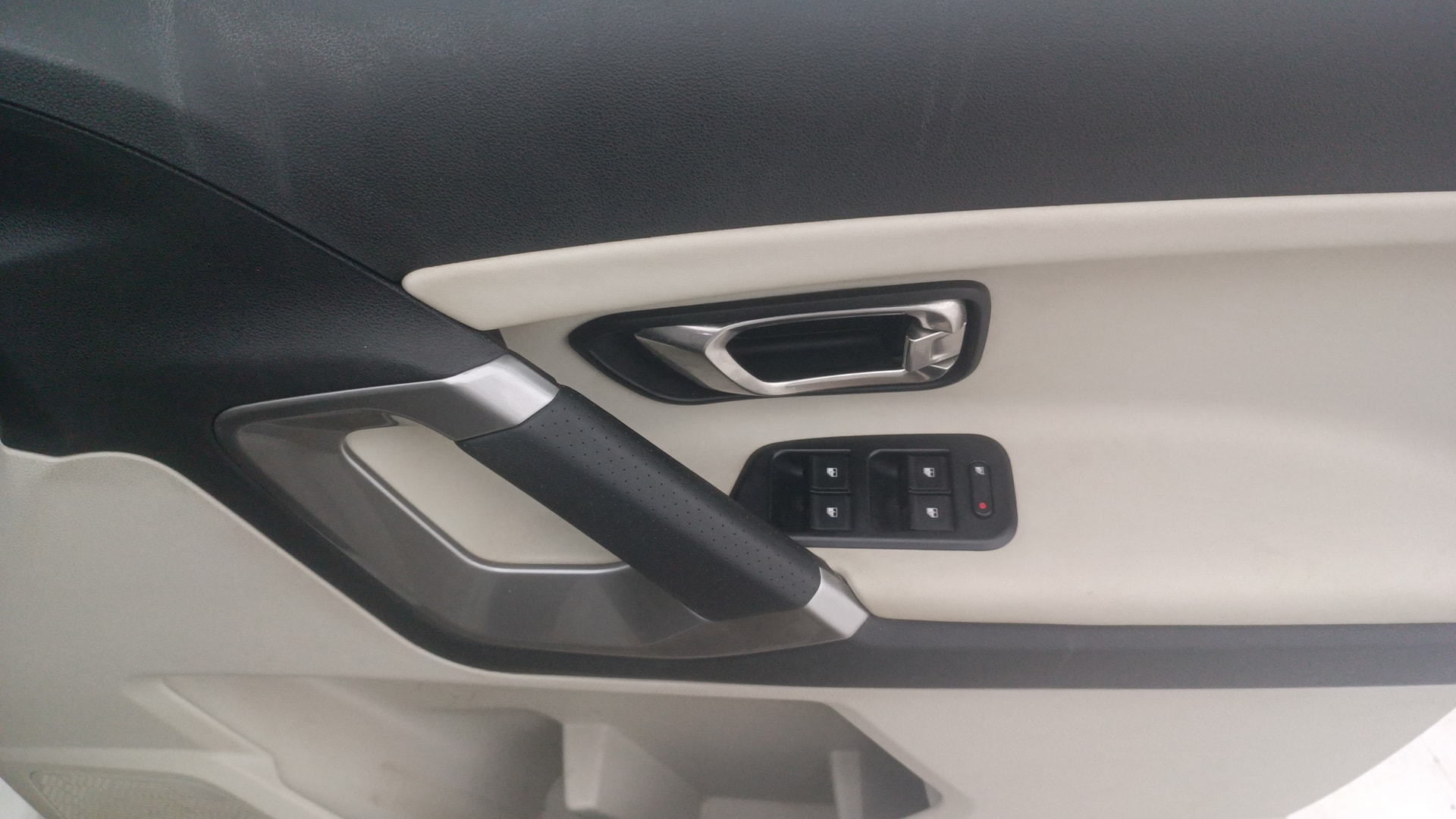 Used 2021 Tata Safari Used 2021 Tata Safari