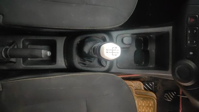 View Renault Kwid Image 37 Used Renault Kwid Image 37