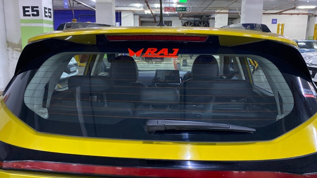 View Mahindra XUV 3XO Image 23 Used Mahindra XUV 3XO Image 23
