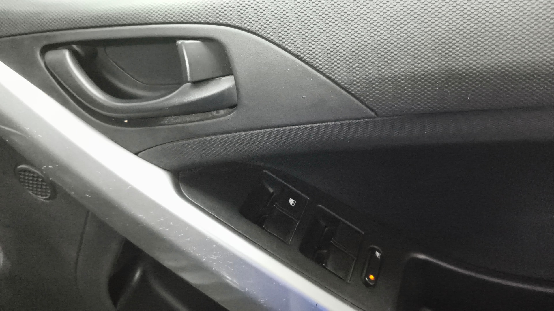 View 2022 Tata Nexon Revotron XM Image 32 Used 2022 Tata Nexon Revotron XM Image 32
