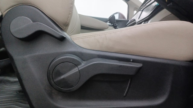 View Mahindra Marazzo Image 12 Used Mahindra Marazzo Image 12