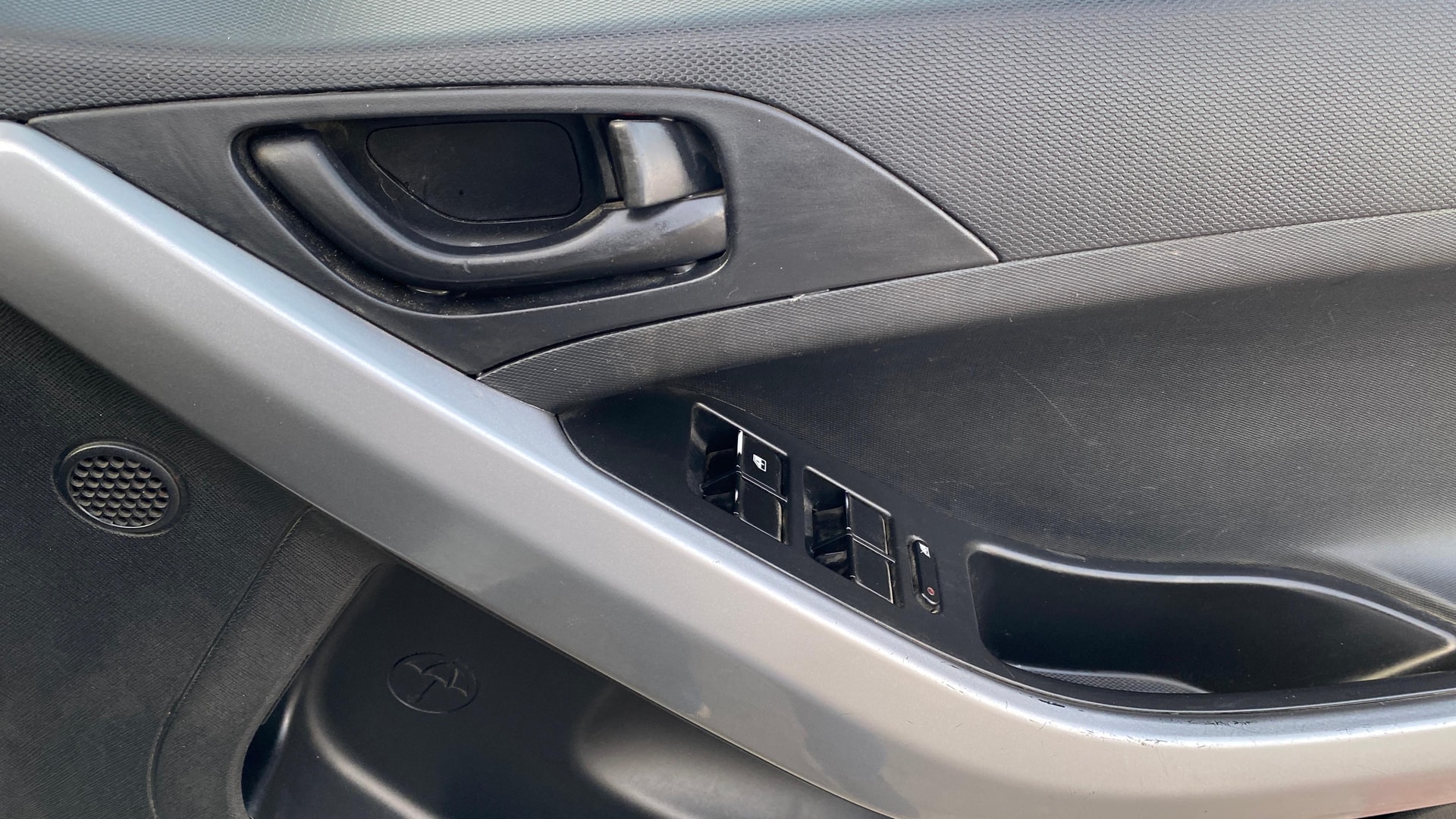 View 2020 Tata Nexon Revotorq XM Image 32 Used 2020 Tata Nexon Revotorq XM Image 32