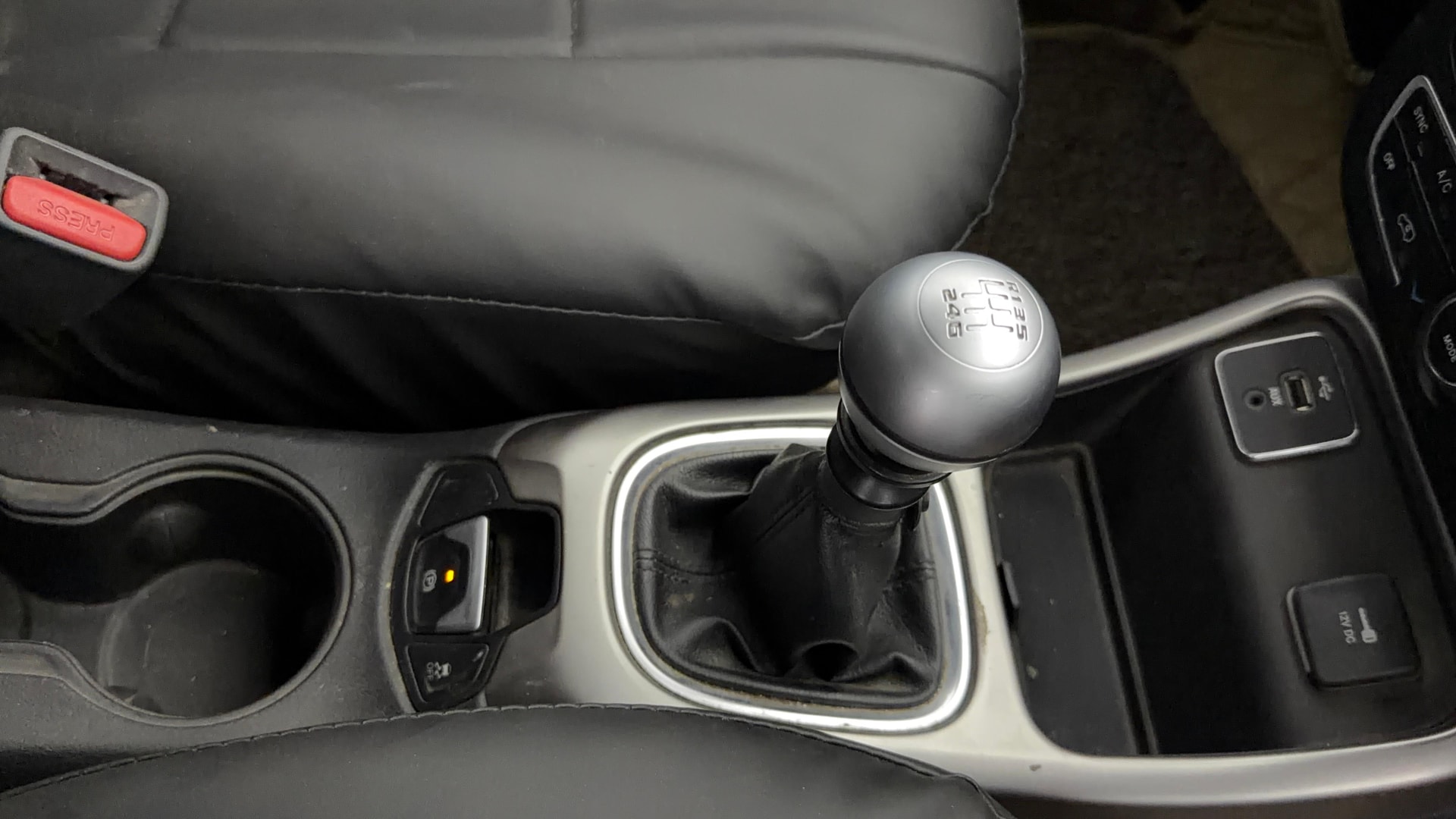 View 2019 Jeep Compass Sport Plus Petrol BS IV Image 38 Used 2019 Jeep Compass Sport Plus Petrol BS IV Image 38