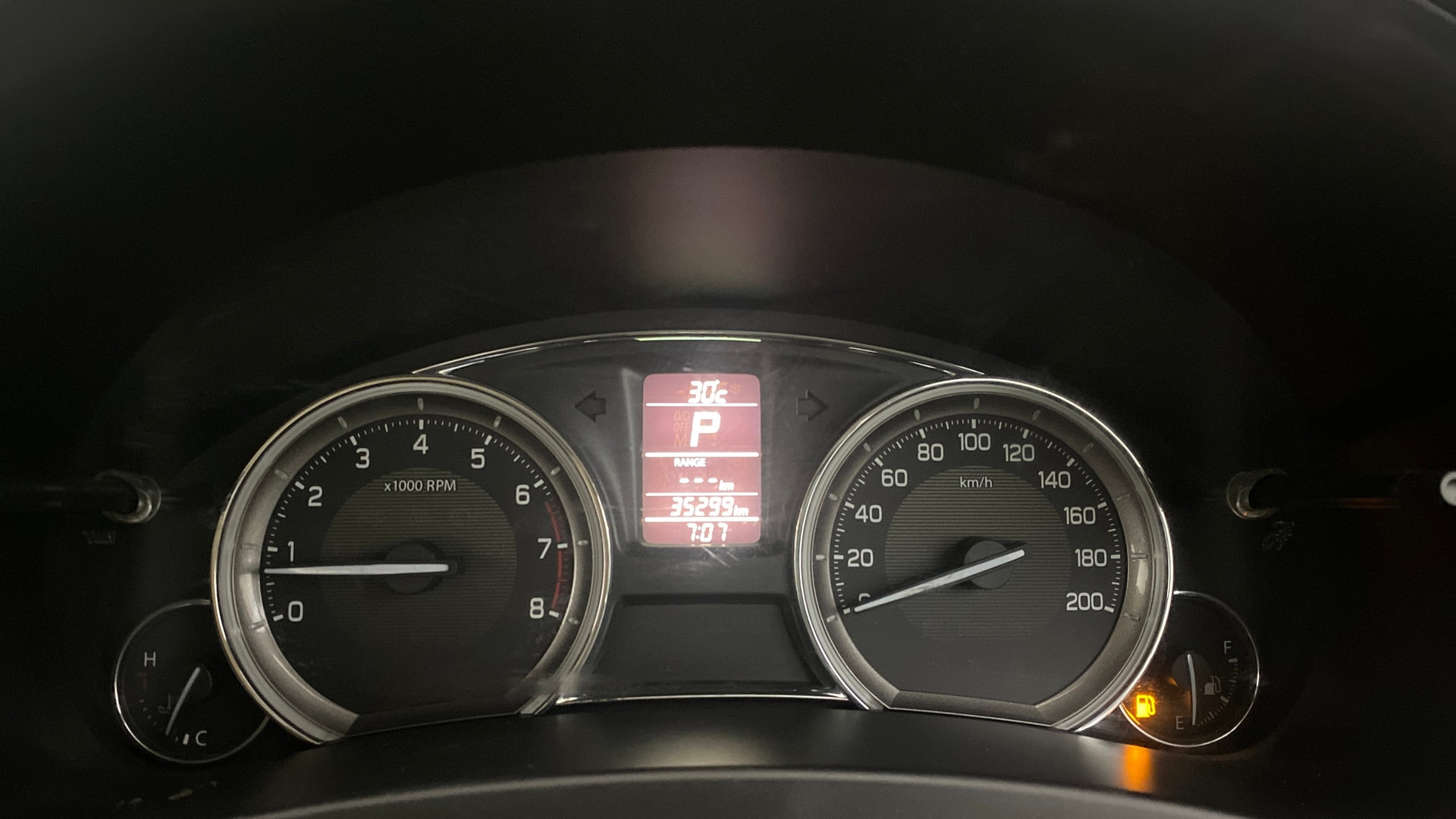 View 2016 Maruti Suzuki 1000 Base Variant Image 20 Used 2016 Maruti Suzuki 1000 Base Variant Image 20