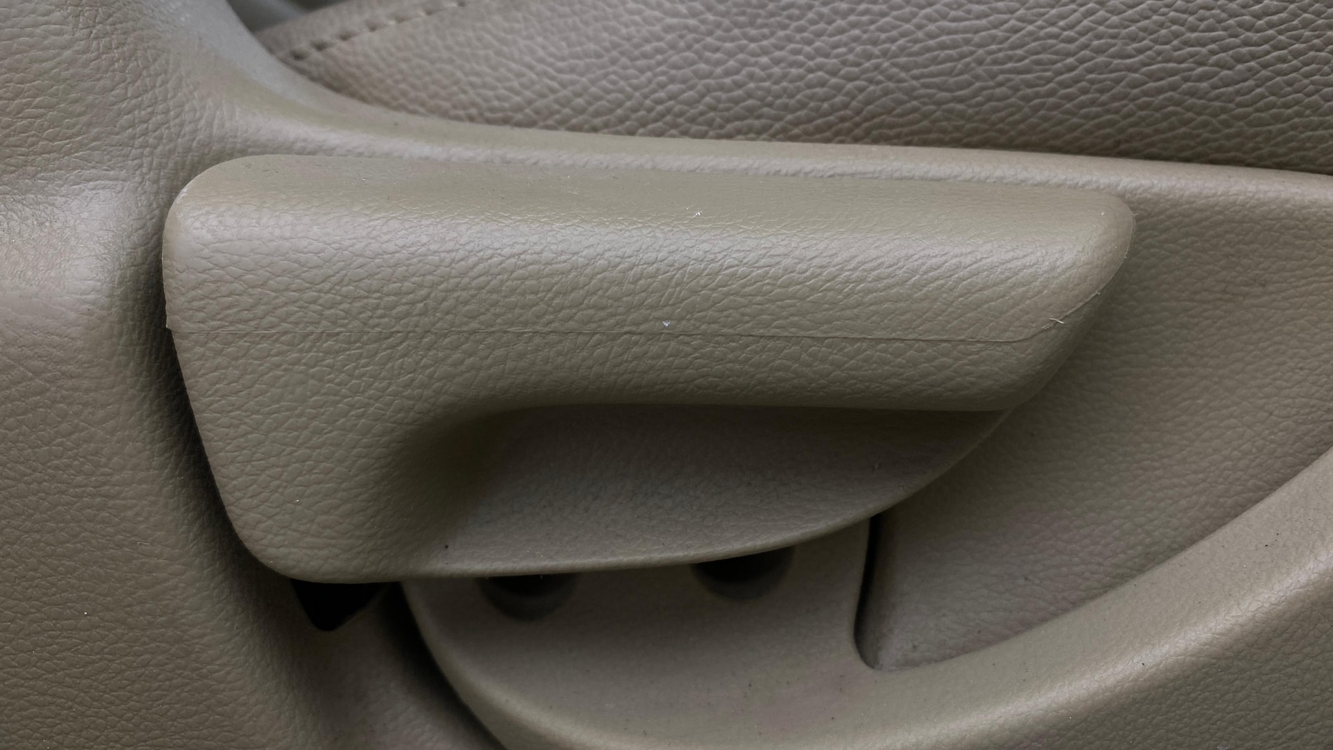 View 2016 Honda Amaze E MT Petrol BS IV Image 18 Used 2016 Honda Amaze E MT Petrol BS IV Image 18