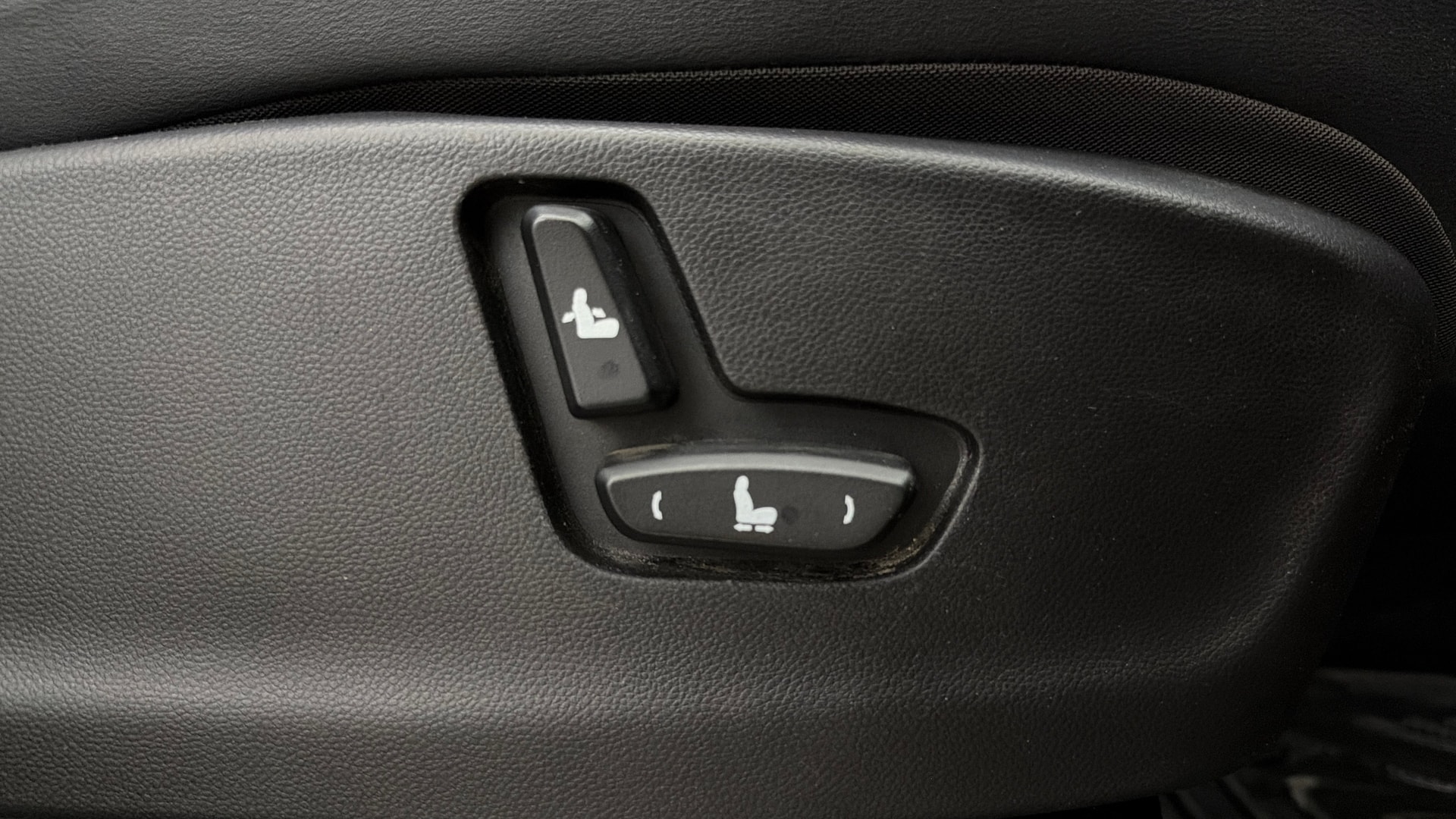 View 2020 MG Hector Sharp Hybrid BS IV Image 19 Used 2020 MG Hector Sharp Hybrid BS IV Image 19