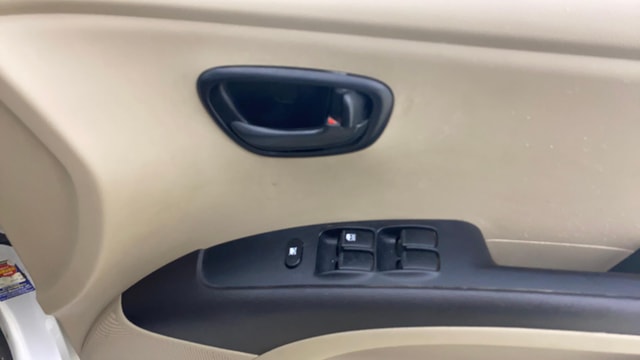View Hyundai i10 Image 32 Used Hyundai i10 Image 32