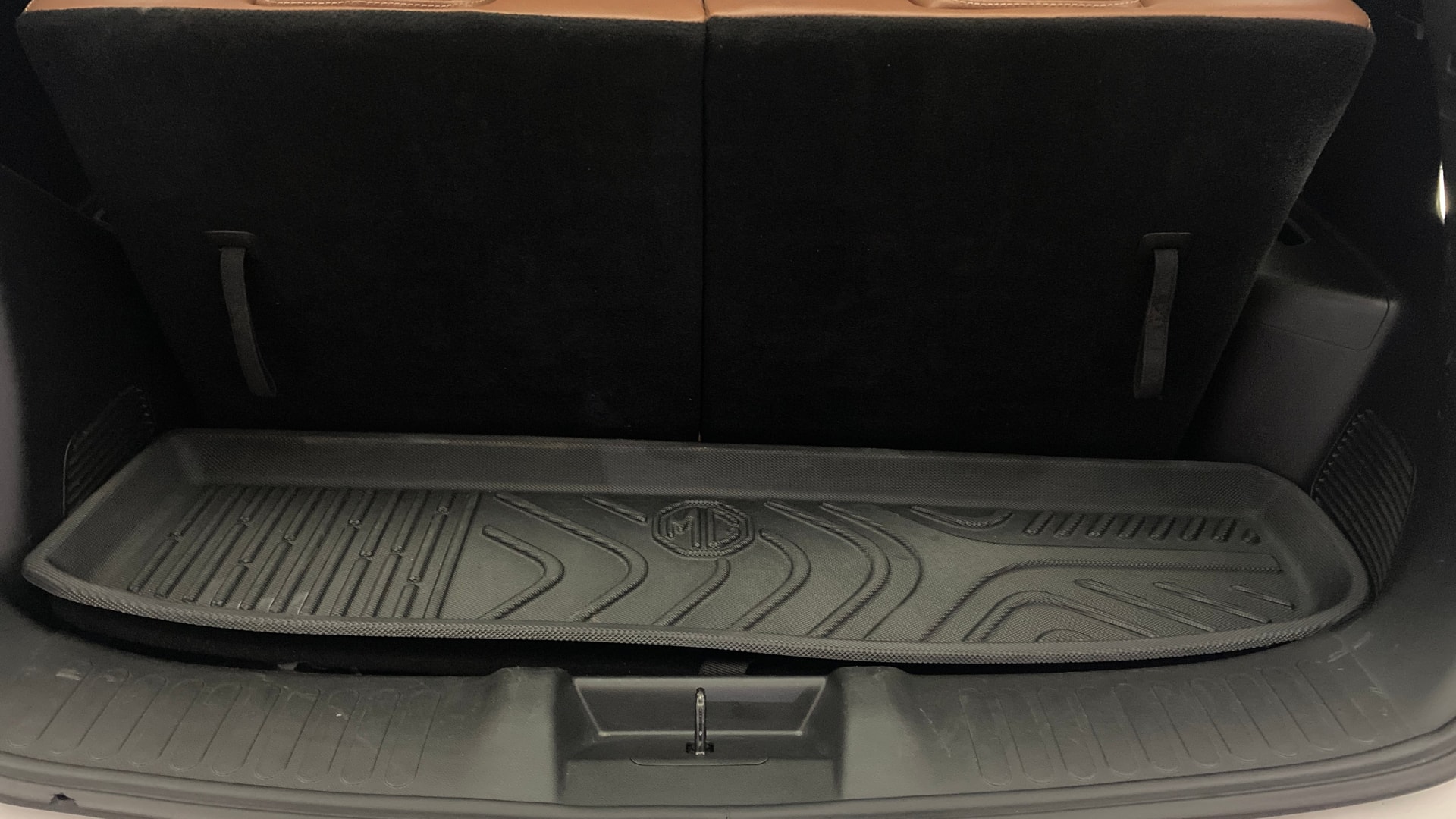 View 2021 MG Hector Plus Sharp CVT Petrol Image 7 Used 2021 MG Hector Plus Sharp CVT Petrol Image 7