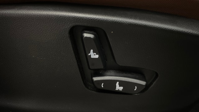 View MG Hector Plus Image 12 Used MG Hector Plus Image 12