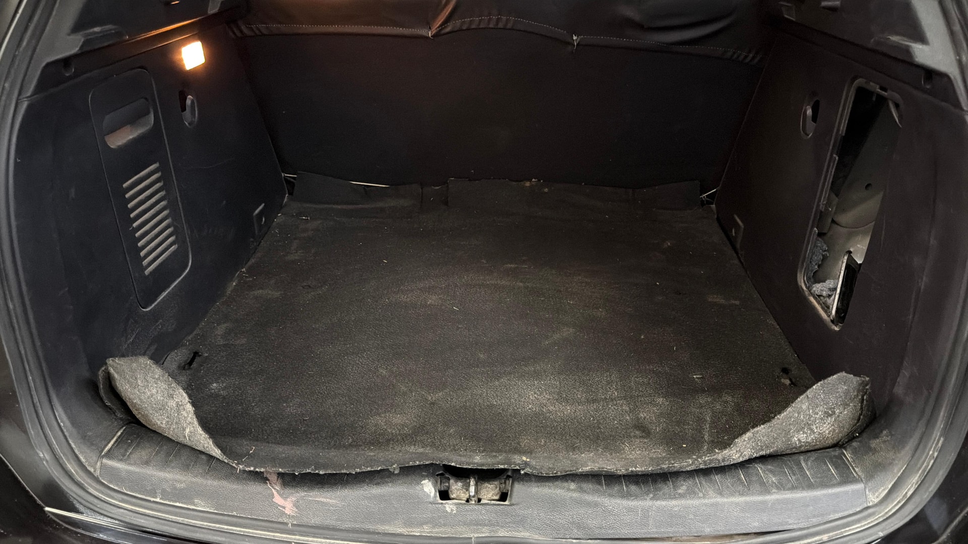 View 2022 Nissan Kicks XV Petrol BS IV Image 6 Used 2022 Nissan Kicks XV Petrol BS IV Image 6
