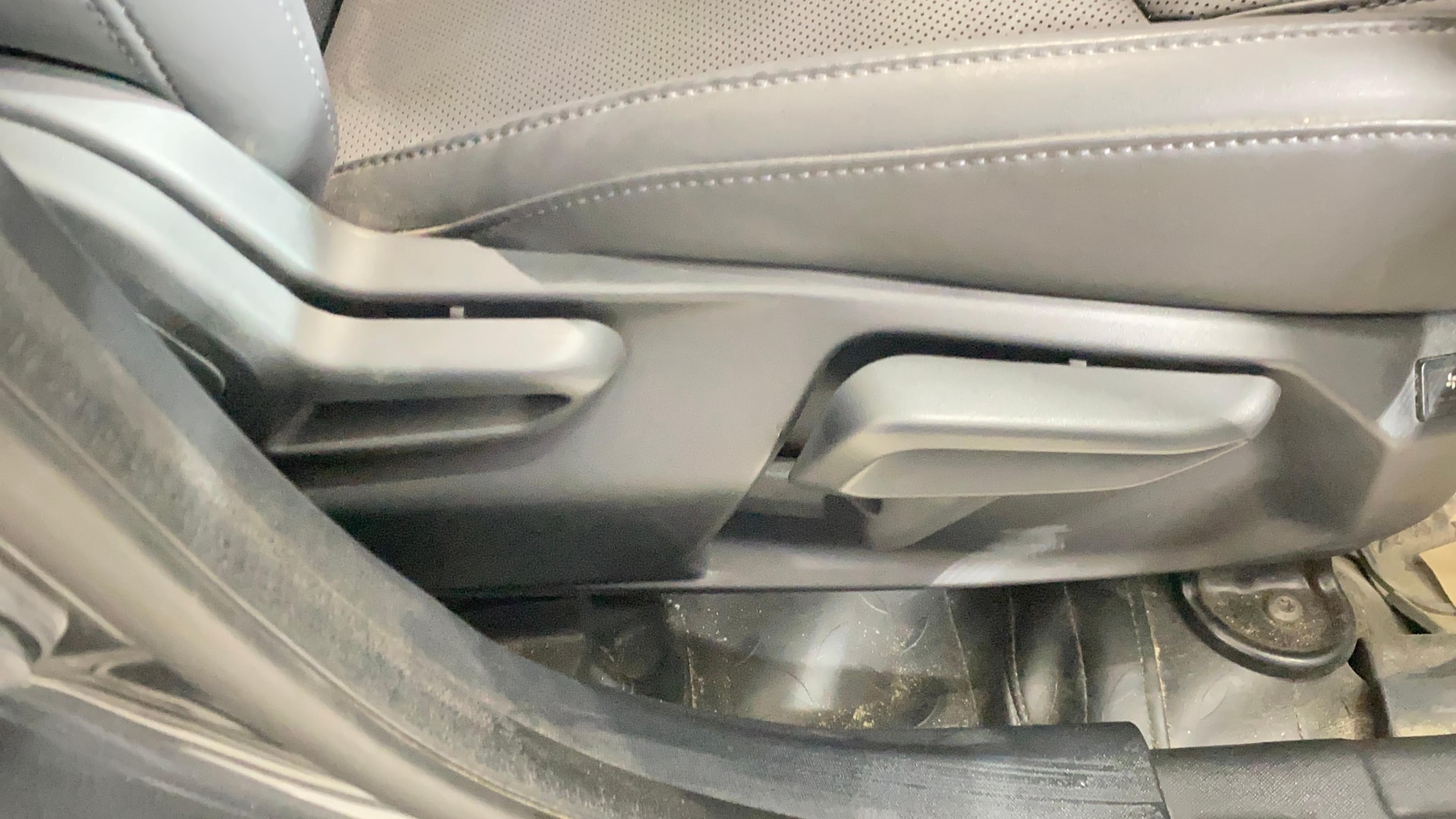View 2024 Tata Nexon Revotron XE Image 18 Used 2024 Tata Nexon Revotron XE Image 18