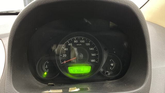 View Hyundai EON Image 33 Used Hyundai EON Image 33