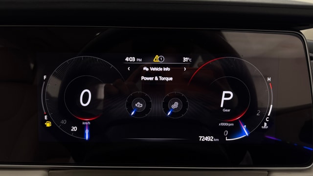 View Mahindra XUV700 Image 20 Used Mahindra XUV700 Image 20